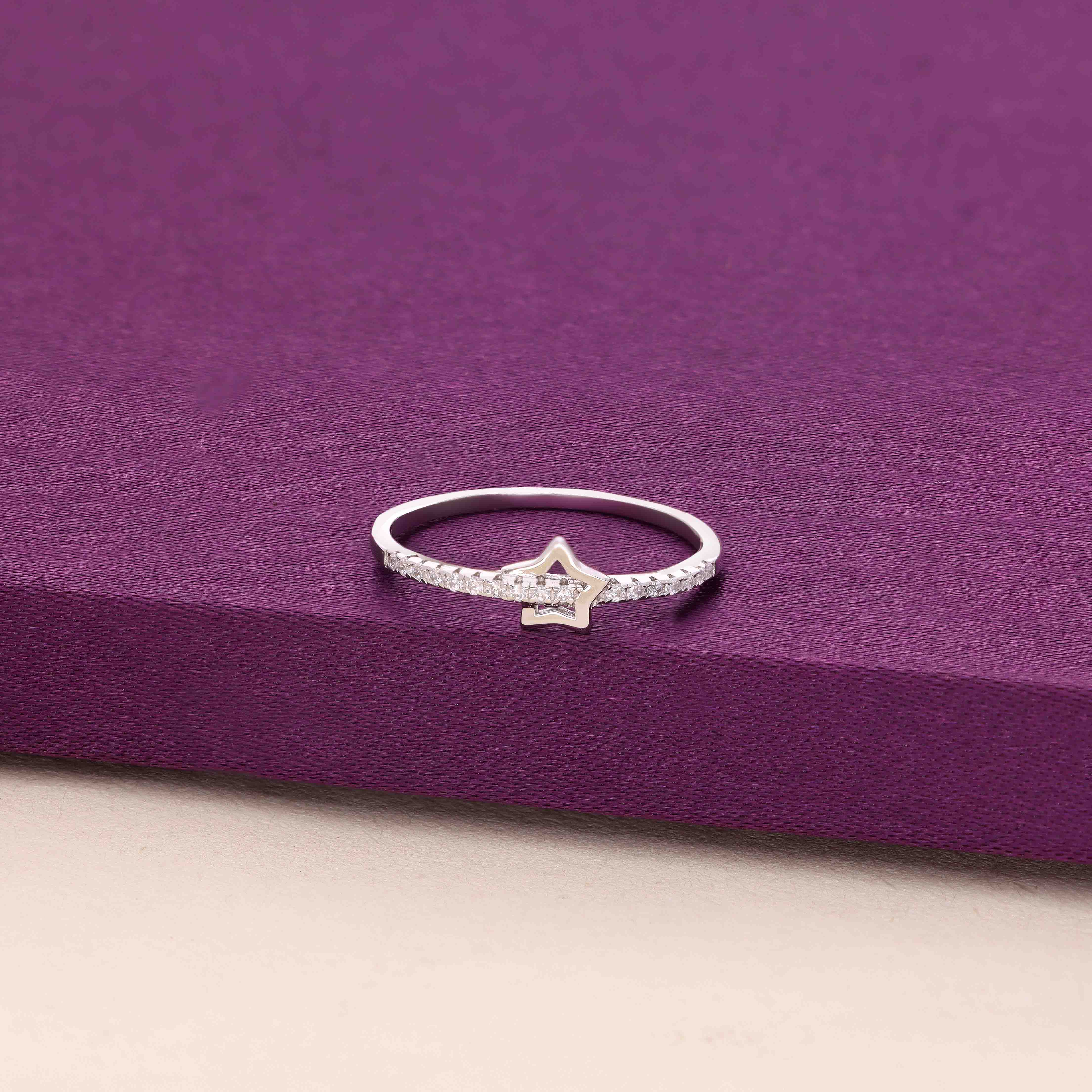 Sterling Silver Minimalistic Star Ring