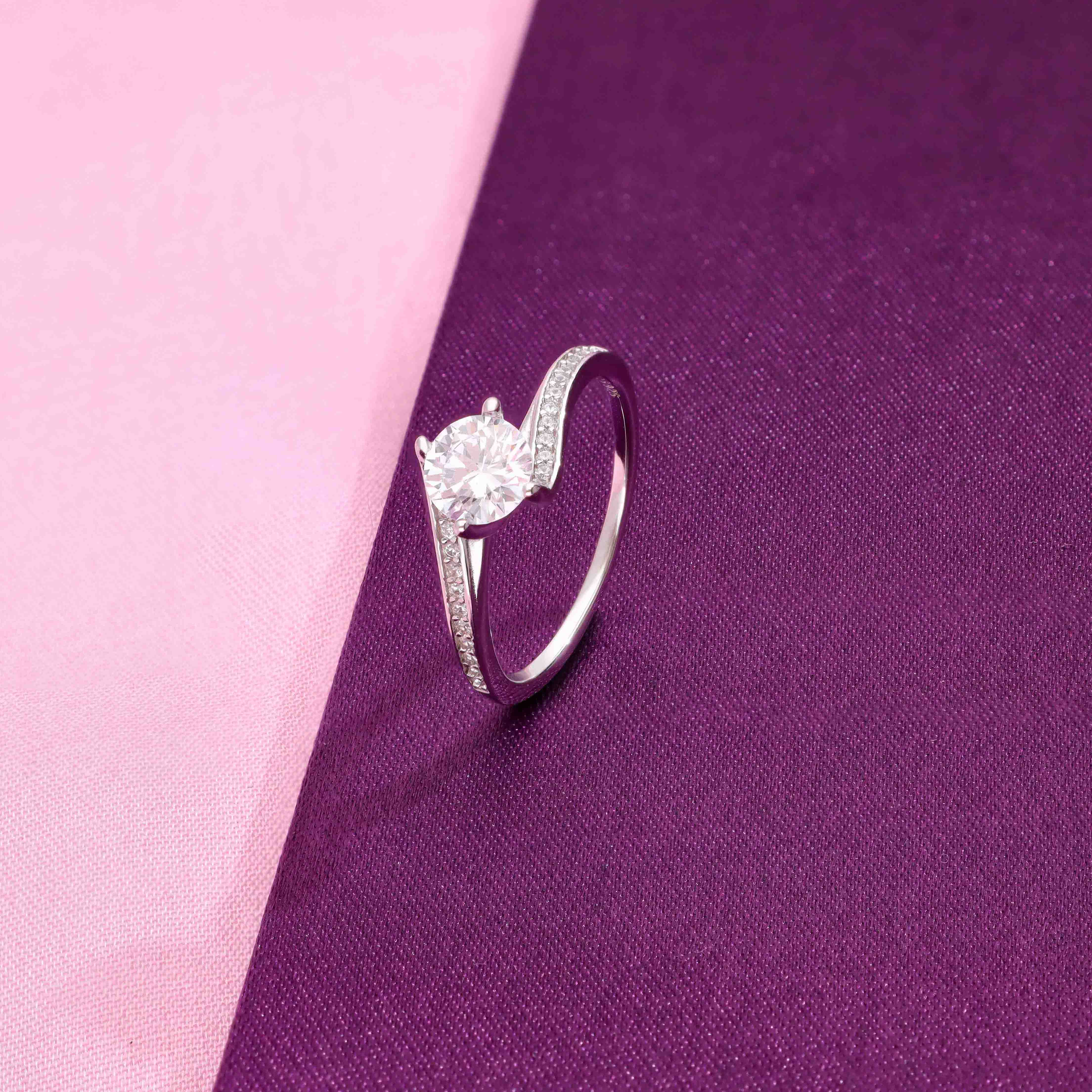 Classic Twisted Solitaire Silver Ring - Image 5
